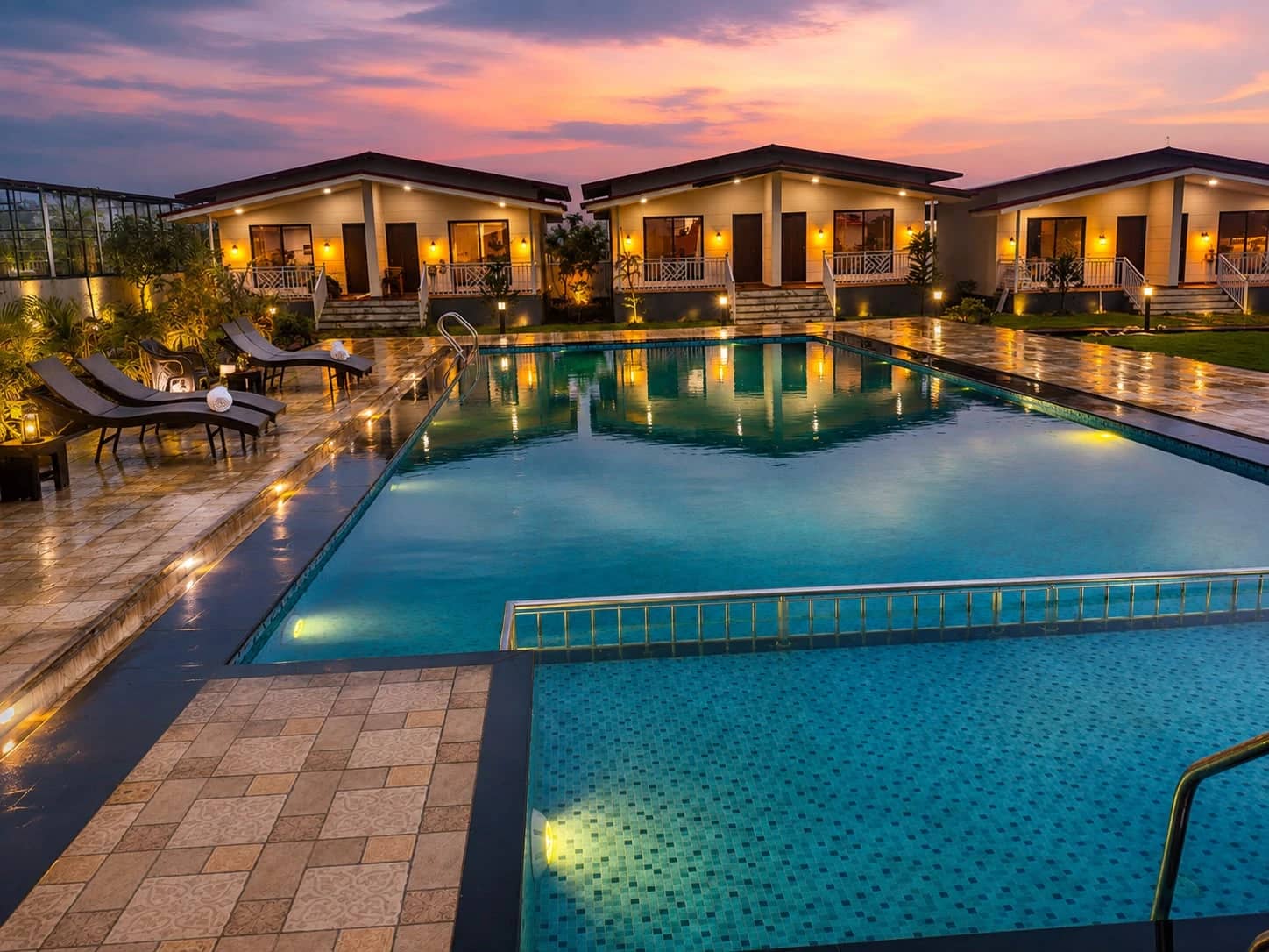 Resort exterior with mountain view